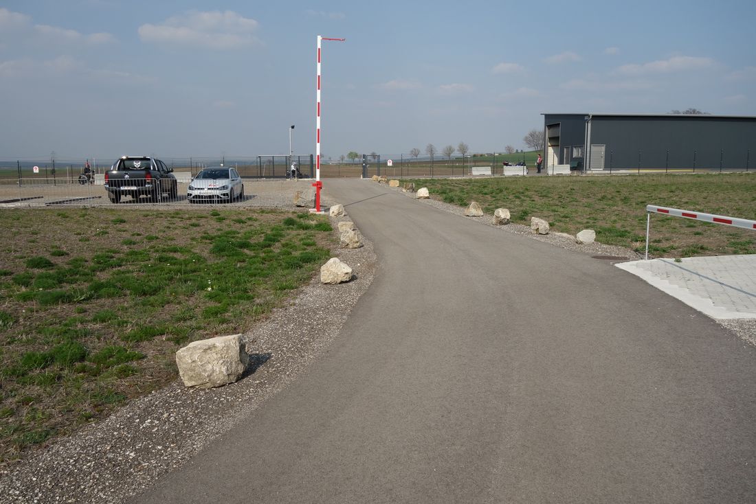 Zufahrt zum Übungsplatz in Leitzersdorf